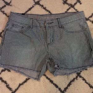 LC shorts